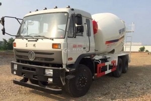 东风153 双后桥 9方搅拌车