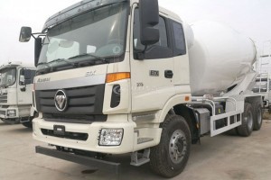 福田欧曼15方搅拌车