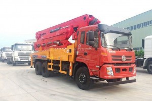 38米小型混凝土臂架泵车